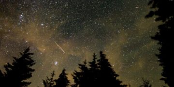 Taurid meteor shower to peak across the UK- this is how and whento see it